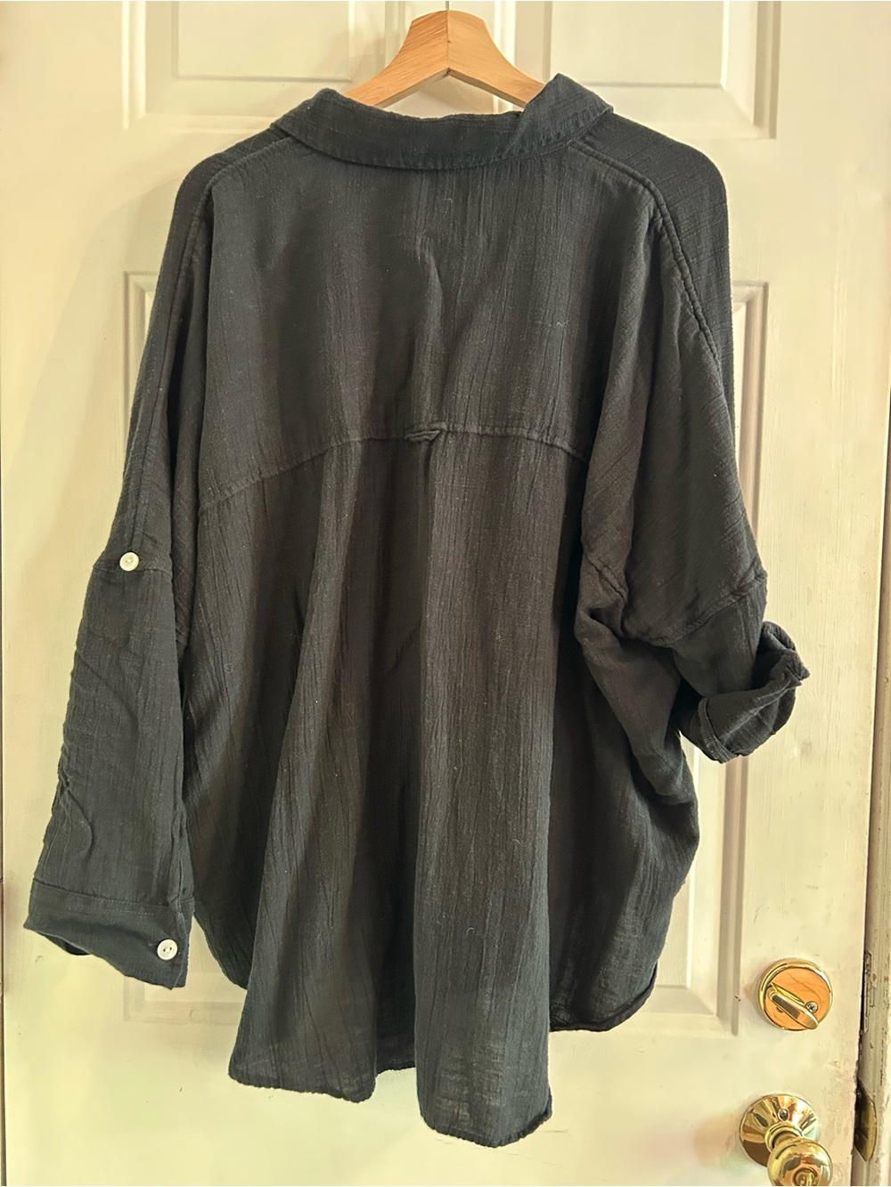 American Eagle Outfitter Black Relaxed Oversized Comfy/Casual Button-Down Shirt - Picture 4 of 4